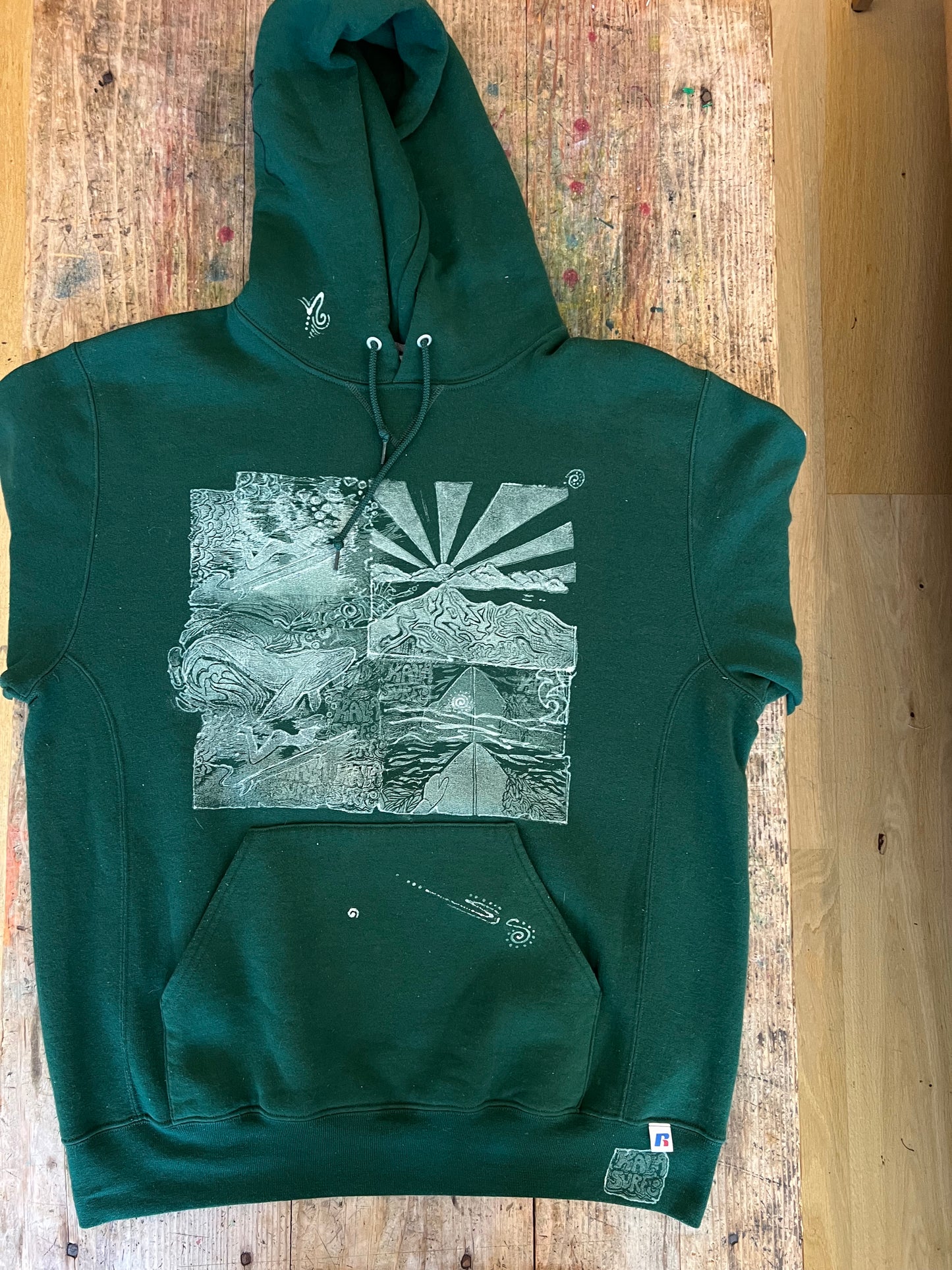 GREEN SEA HOODIE
